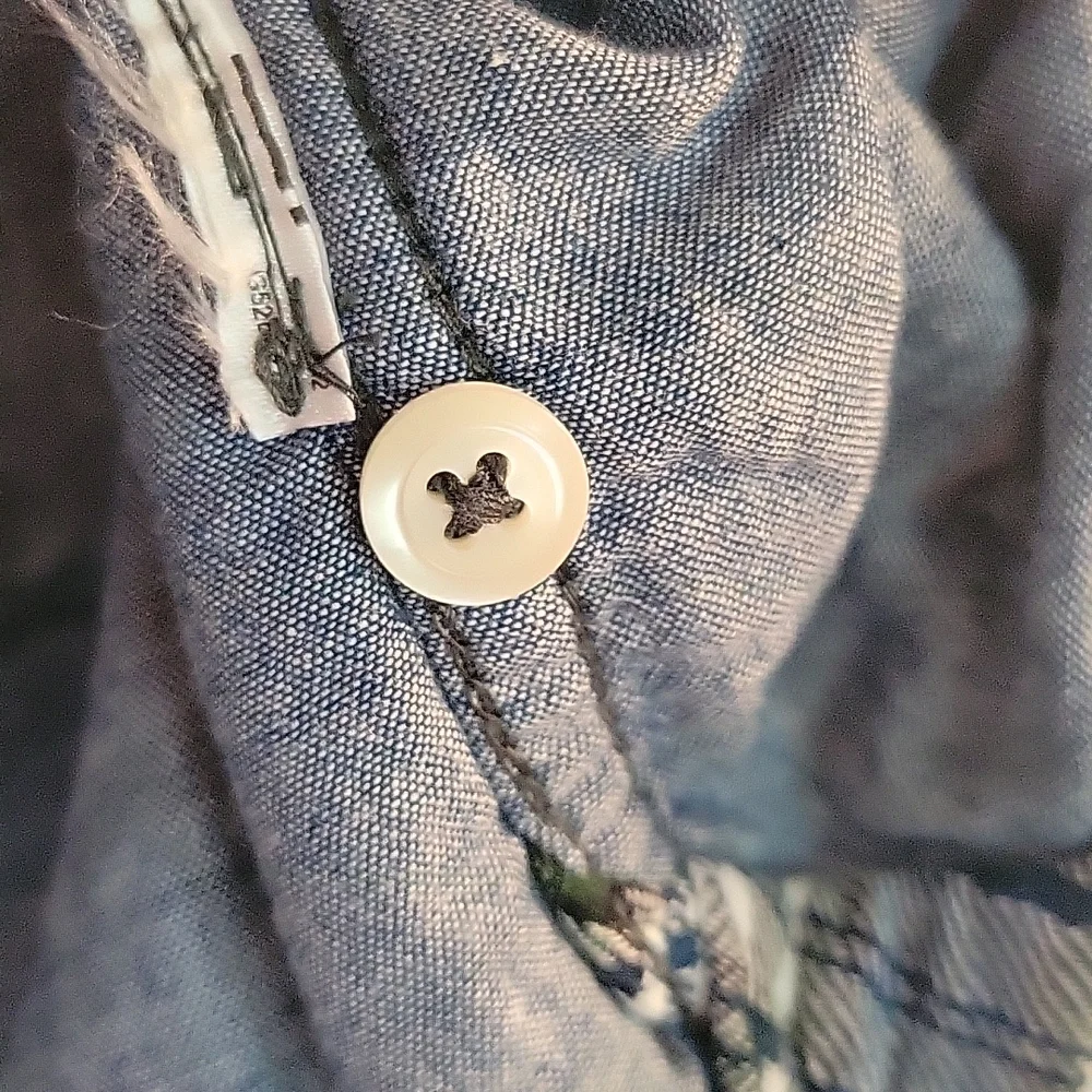 Gap blue and yellow plaid flannel shirt xl/12